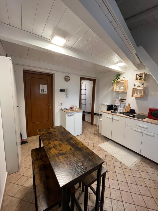Wooden House Apartment Катания Екстериор снимка